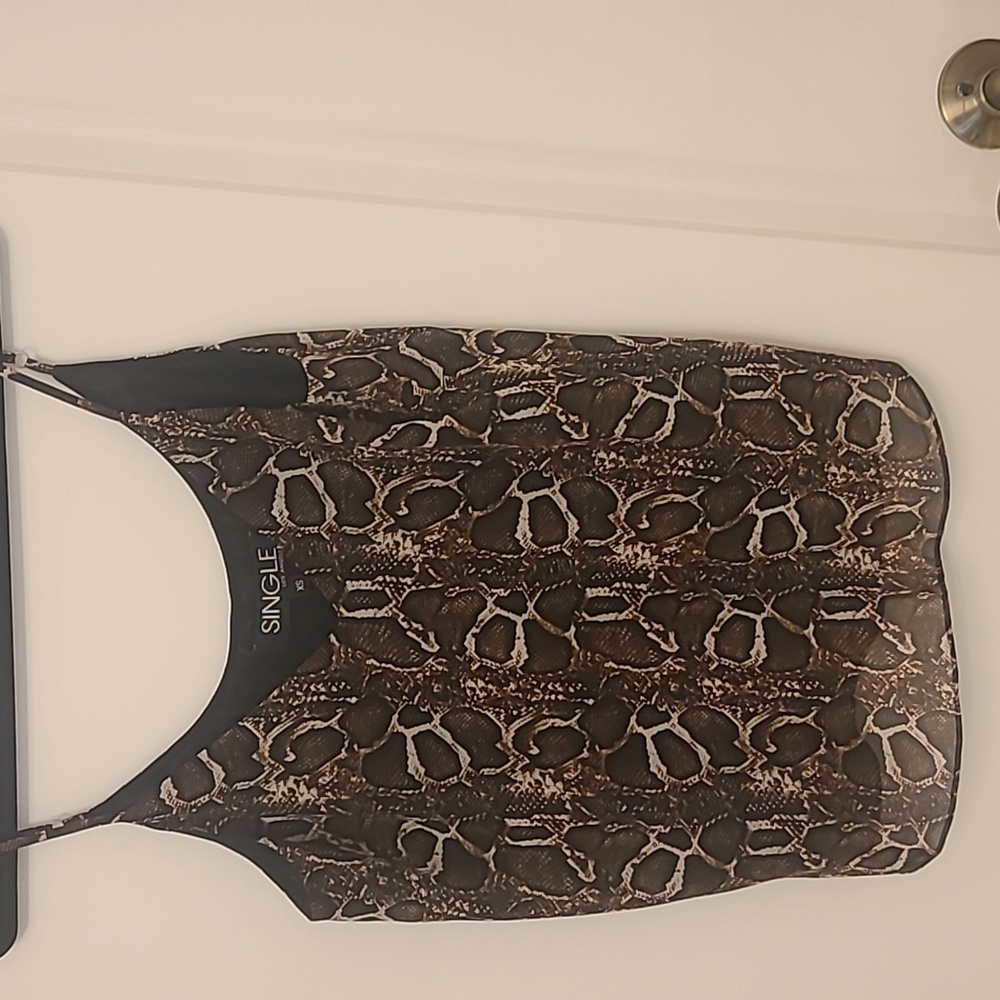 Single tank top size xs